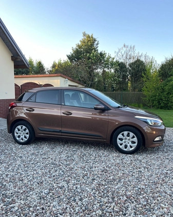 Hyundai i20 cena 42900 przebieg: 18000, rok produkcji 2015 z Pisz małe 407